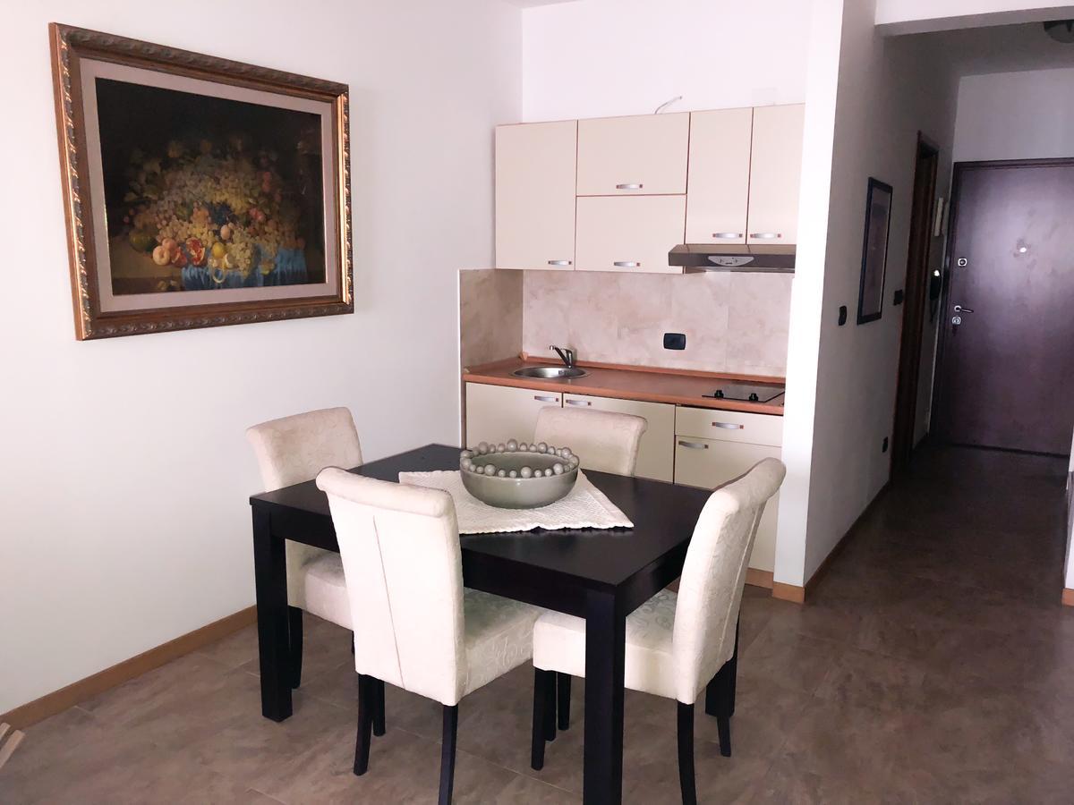 Beach Apartment Rafajlovići Eksteriør bilde